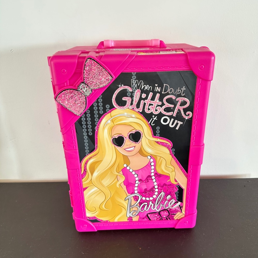 Barbie Fashion Trunk Case 8-Doll Multi-Compartment Vanity Pink Glitter Case 2012